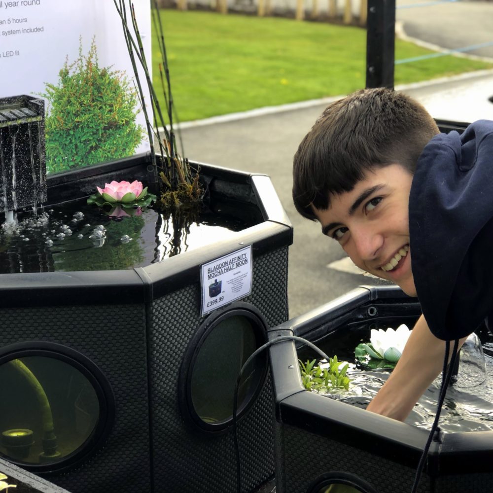 Photo 13-04-2019, 10 30 52